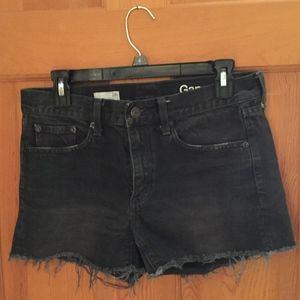 GAP Black shorts